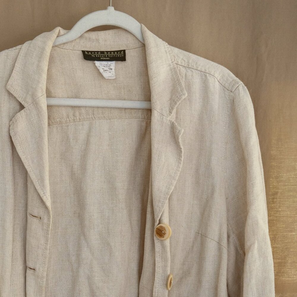 Oversized vintage linen blazer/jacket, funky buttons and two pockets